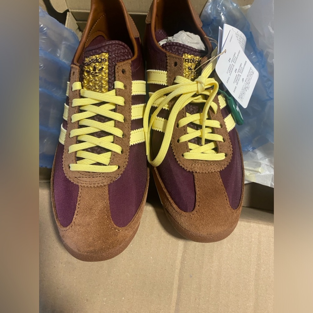 adidas SL 72 OG
Maroon Preloved Brown (Women's 7)